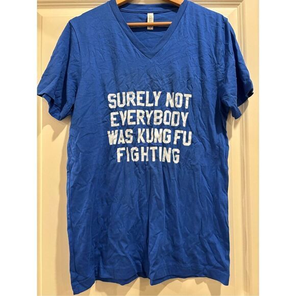 Everyone was Not Kung Fu Fighting Women's V-neck T-shirt size Medium - Picture 1 of 2
